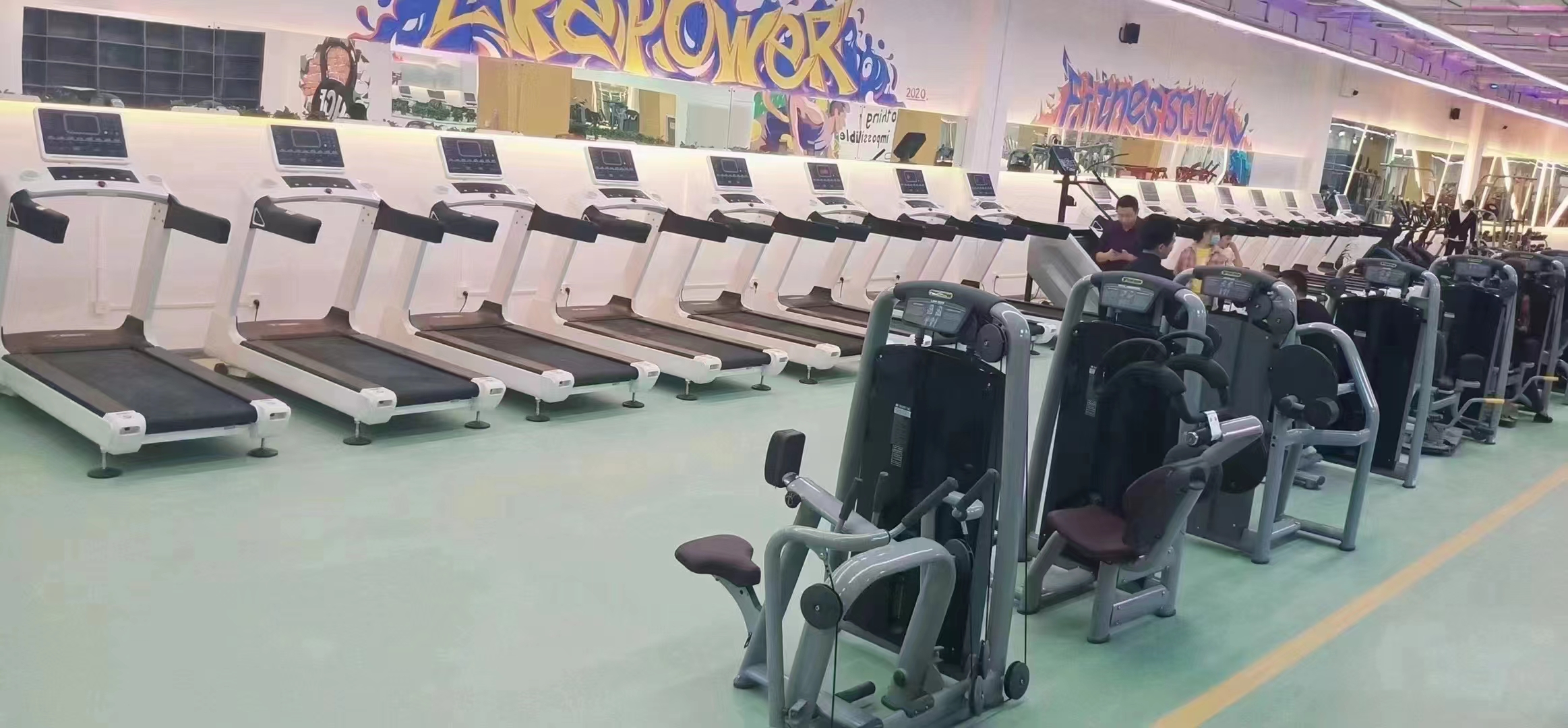 跑步机怎么跑步减肥效果好？看看跑步机健身正确的方法 